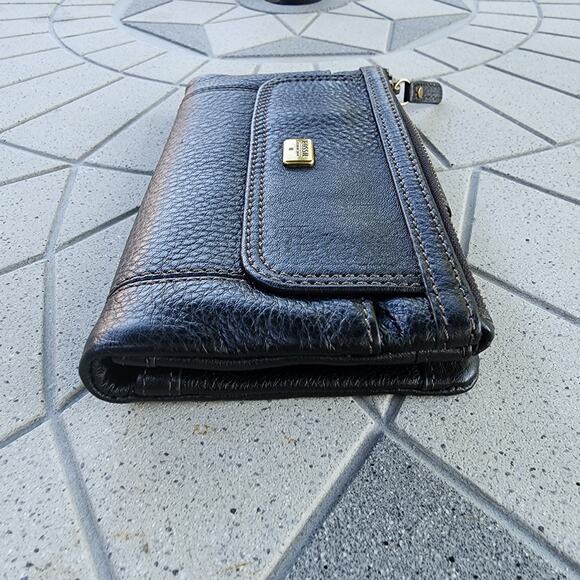 Fossil Emma Pebbled Leather Bi-Fold Wallet Clutch - Picture 11 of 12